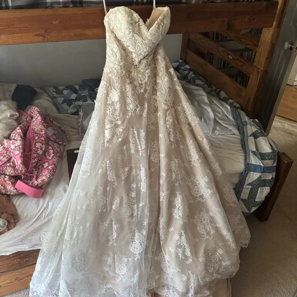 Ti Adora Phillipa Wedding Gown - Picture 7 of 8